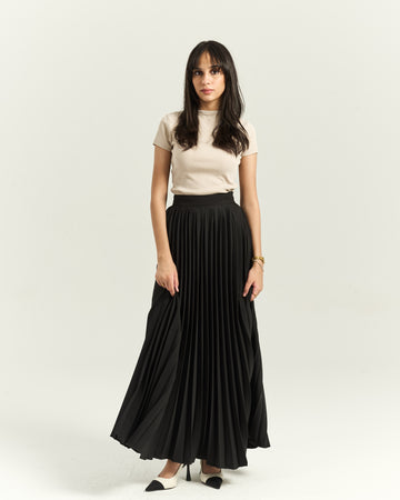 Flowy Pleated Black Skirt