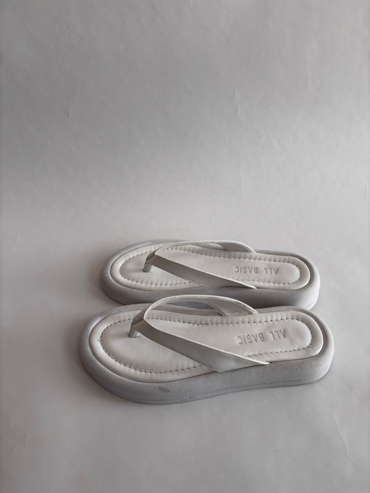 Flow White Slipper 🔥